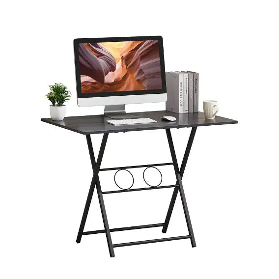 A Small Foldable Desk For Small Spaces